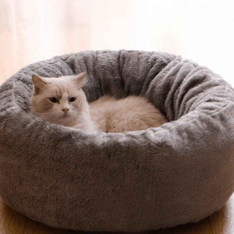 Plush Donut Dog Bed – Fluffy Round Kennel Cushion for Dogs & Cats